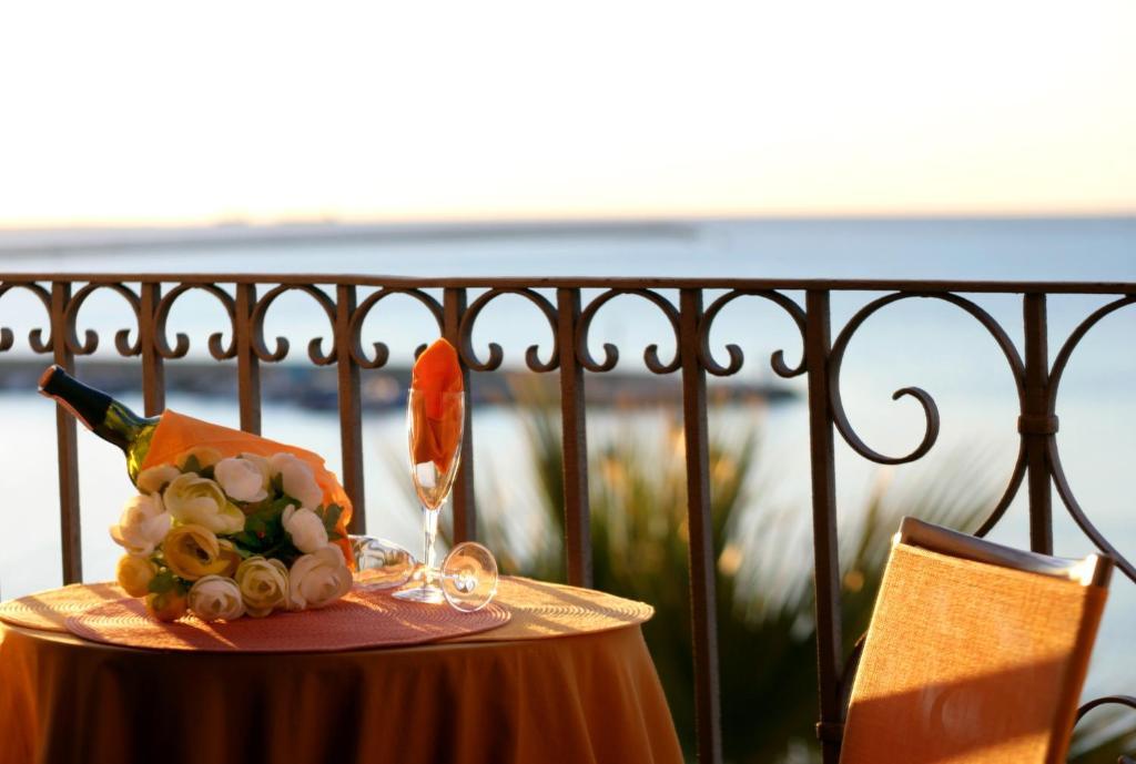 I Colori Del Vento B&B Valderice Bilik gambar